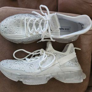 New Steve Madden Rhinestone tennis shoes